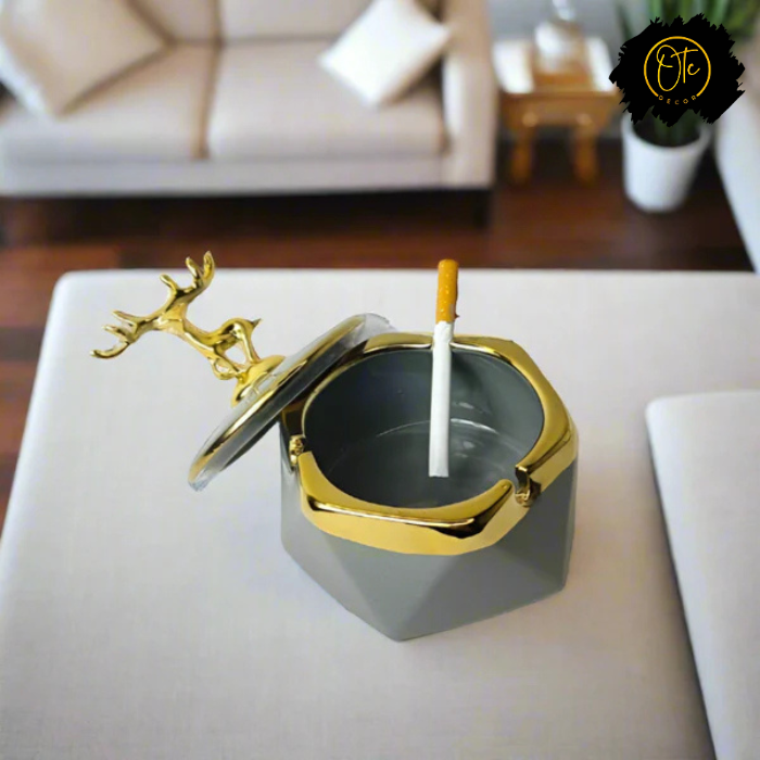 Luxury Ceramic Deer Lid Ashtray – Elegant Decorative Ashtray with Modern Design