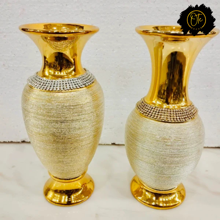 Elegant Golden Ceramic Vase Set – Luxurious Home Decor (Set of 2)