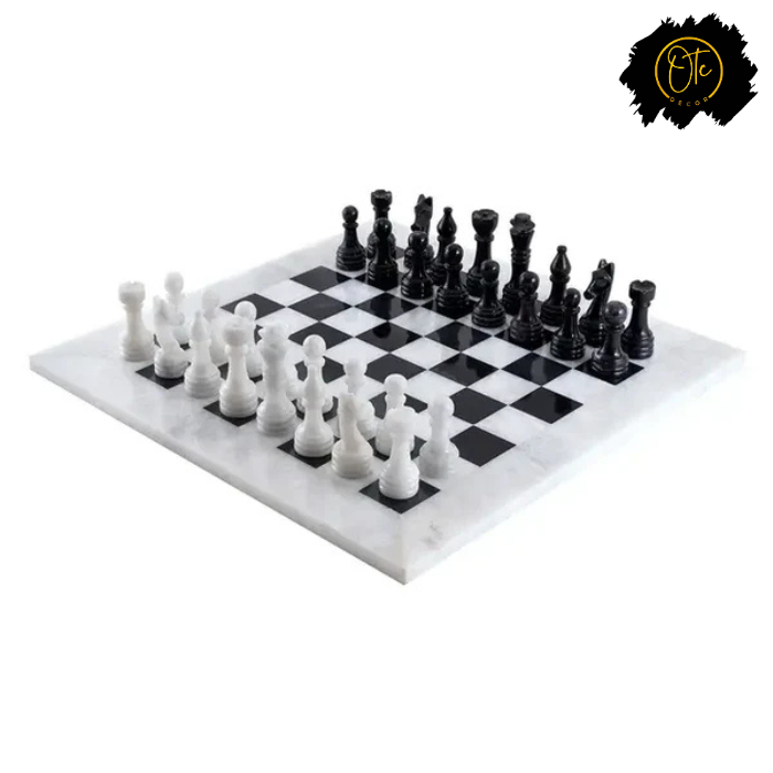 White & Black Chess (15x15)