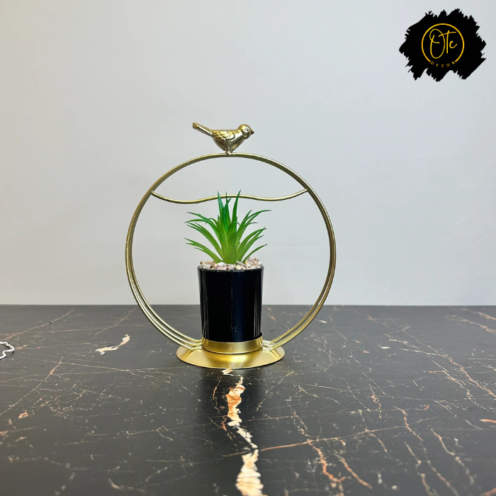 Golden Circle Planter with Bird Accent – Elegant Tabletop Décor