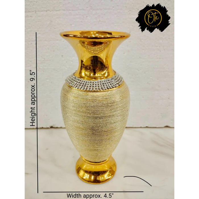 Elegant Golden Ceramic Vase Set – Luxurious Home Decor (Set of 2)