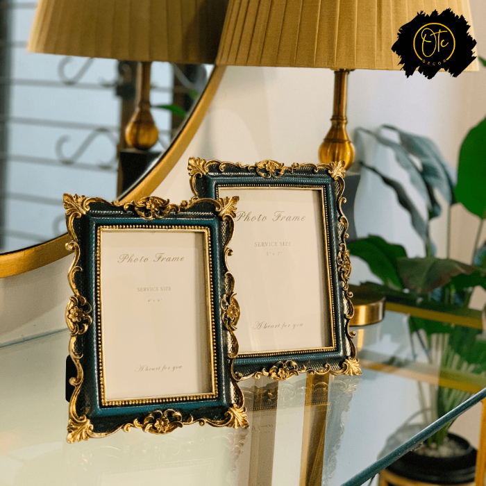 Vintage-Style Resin Photo Frames – Elegant Pair with Intricate Gold Accents