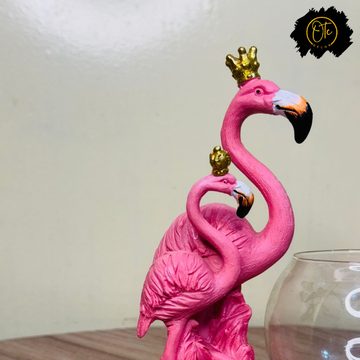 Elegant Flamingo Candle Holder Stand – Decorative Tabletop Accent