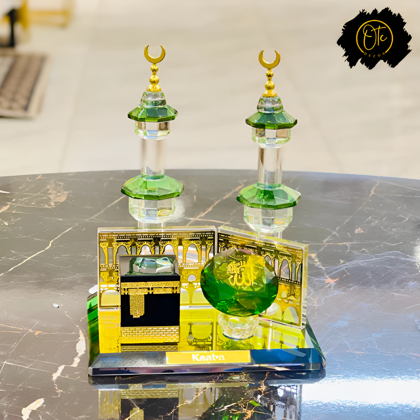 Elegant Crystal Kaaba Replica with Twin Minarets – Islamic Decorative Piece